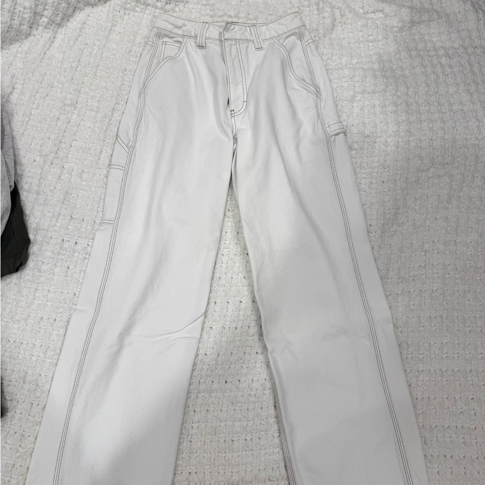 Aritzia TNA Cargo Pant, White